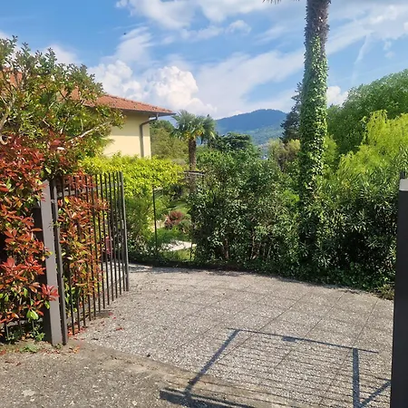 Orea - With Garden & Access Villa *