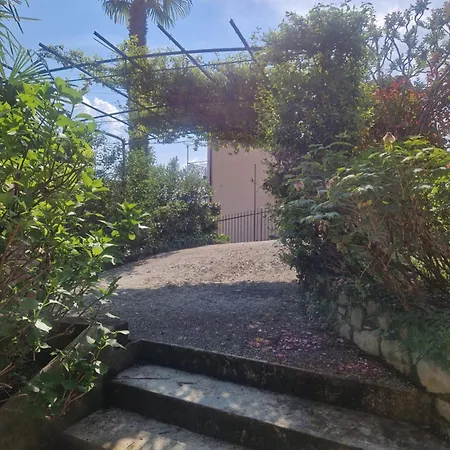 Vila Orea - With Garden & Access Tremezzo